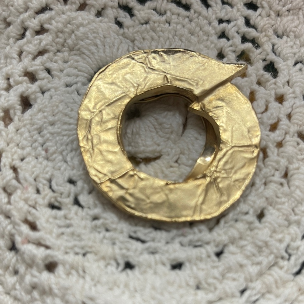 Vintage Hinged Scaf Clip Gold Plated